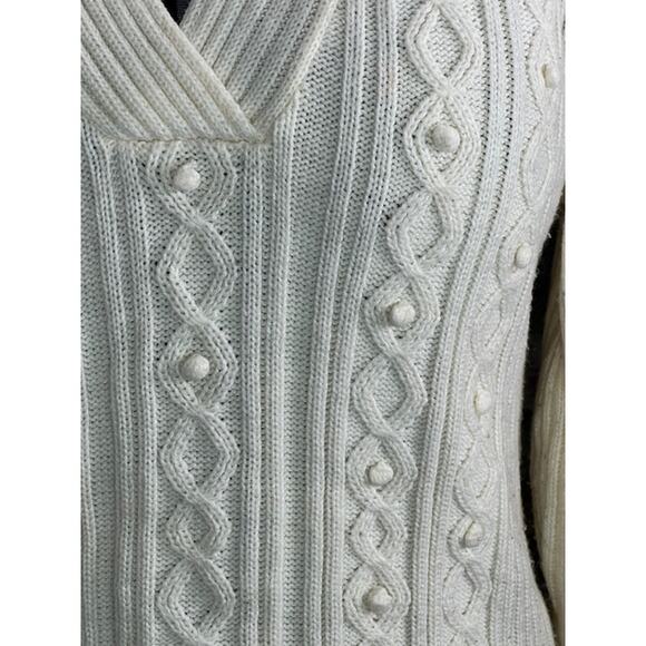 sweater cabled V neck cream baubles - Picture 2 of 7